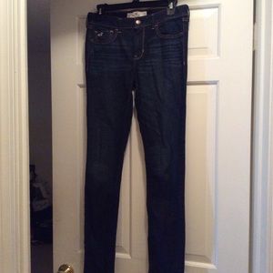 Hollister dark wash skinny jeans